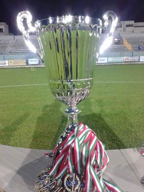La Coppa che il Francavilla ha vinto sul campo di Brindisi. Ed ora le fasi nazionali! 